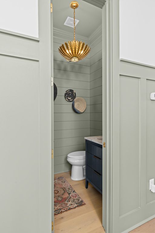 Image 8 of property listing at 2421 Louisville Street, Charleston, SC 29492