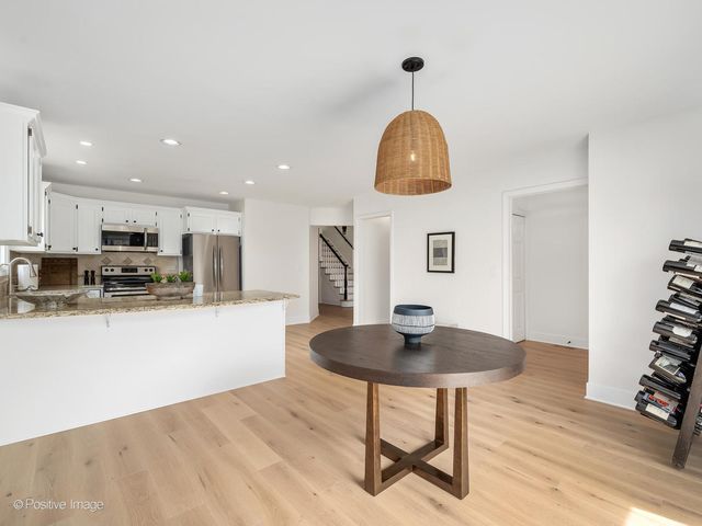 412 66th Street, Downers Grove, IL 60516