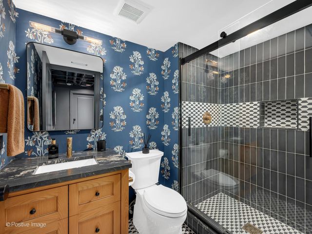 412 66th Street, Downers Grove, IL 60516