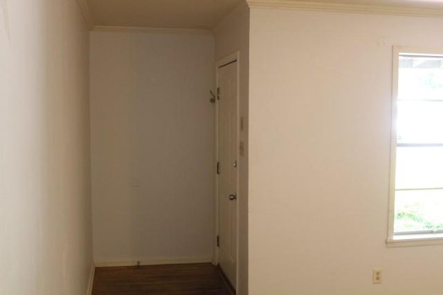 1306 Alamo ST, San Marcos, TX 78666