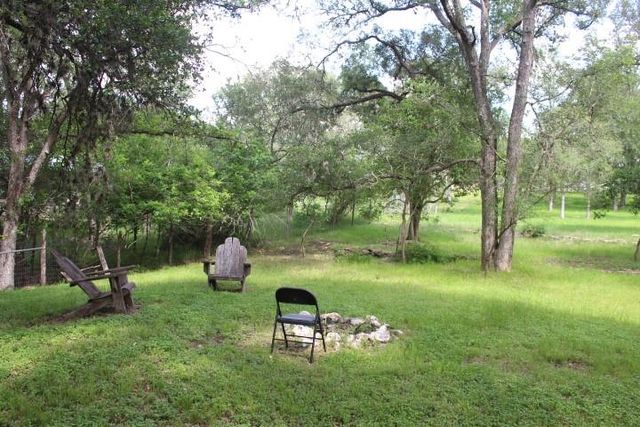 1306 Alamo ST, San Marcos, TX 78666