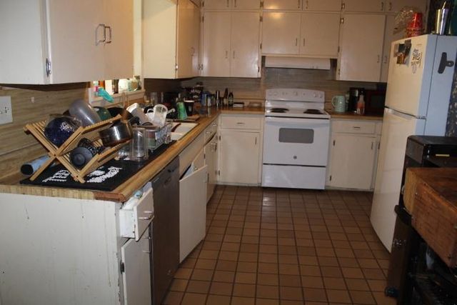 1306 Alamo ST, San Marcos, TX 78666