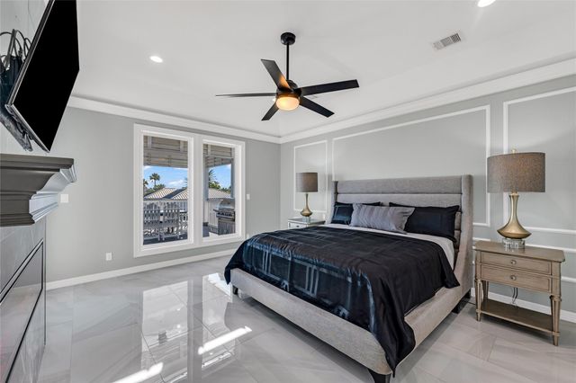 16529 Tampico Way, Jamaica Beach, TX 77554