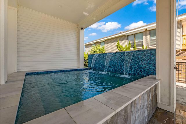 16529 Tampico Way, Jamaica Beach, TX 77554