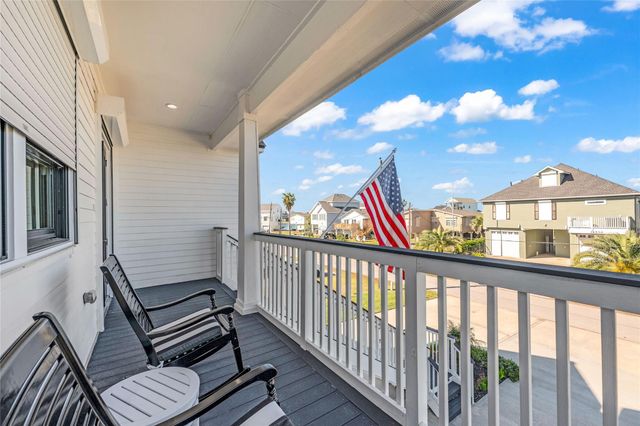 16529 Tampico Way, Jamaica Beach, TX 77554