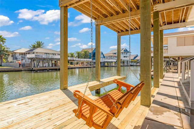 16529 Tampico Way, Jamaica Beach, TX 77554