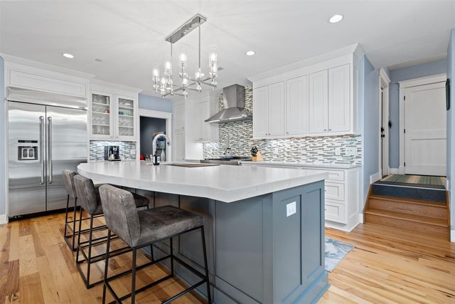 111 W Kingsley Street, Ann Arbor, MI 48103