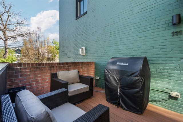111 W Kingsley Street, Ann Arbor, MI 48103