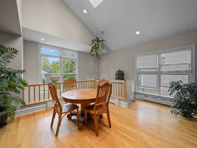 1115 Forest Avenue, Wilmette, IL 60091