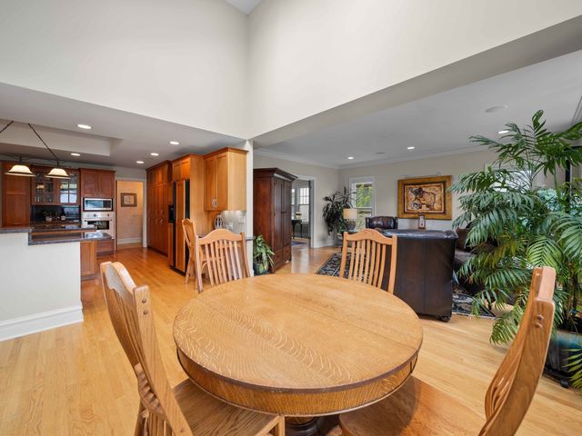 1115 Forest Avenue, Wilmette, IL 60091