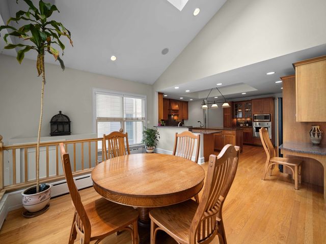 1115 Forest Avenue, Wilmette, IL 60091