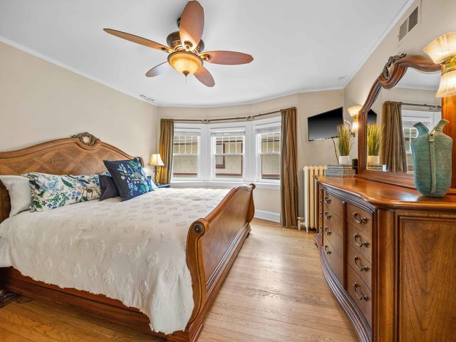 1115 Forest Avenue, Wilmette, IL 60091
