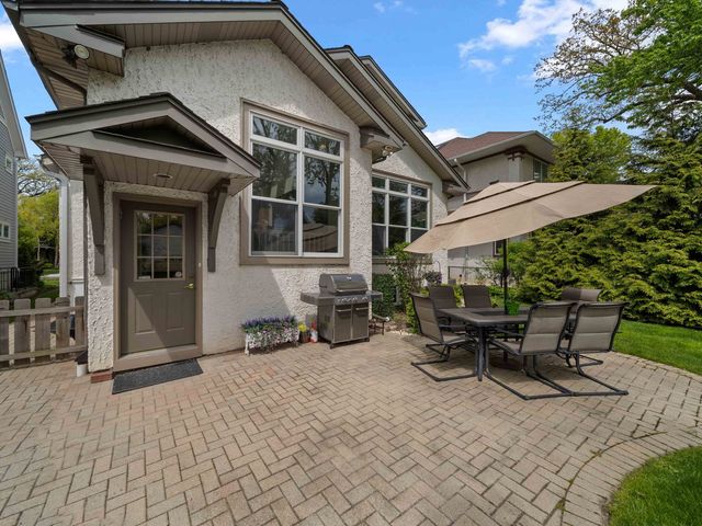 1115 Forest Avenue, Wilmette, IL 60091