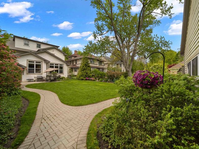 1115 Forest Avenue, Wilmette, IL 60091