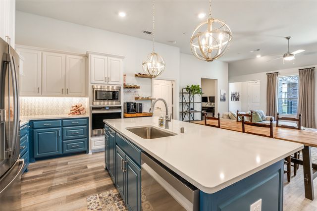 3851 Sand Lily Lane, Prosper, TX 75078