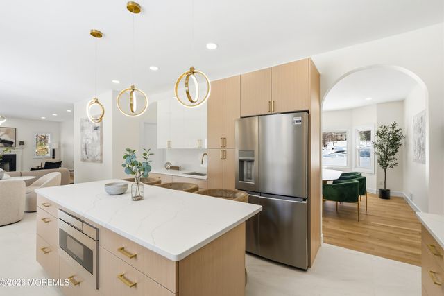 20 Overlook Drive, Jackson, NJ 08527