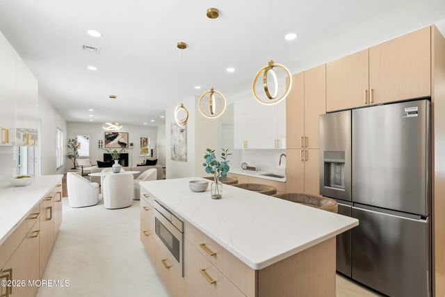 20 Overlook Drive, Jackson, NJ 08527