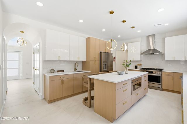 20 Overlook Drive, Jackson, NJ 08527