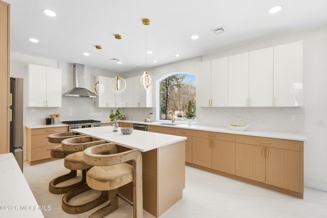 20 Overlook Drive, Jackson, NJ 08527