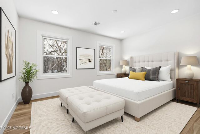 20 Overlook Drive, Jackson, NJ 08527