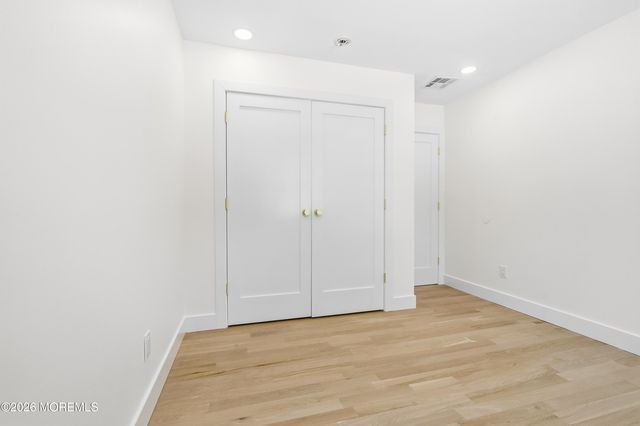 20 Overlook Drive, Jackson, NJ 08527