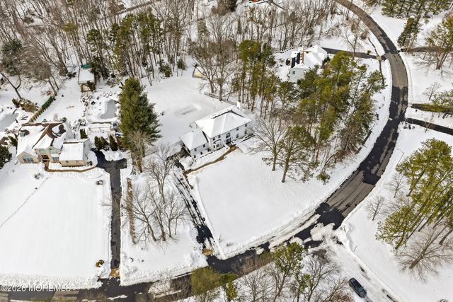 20 Overlook Drive, Jackson, NJ 08527