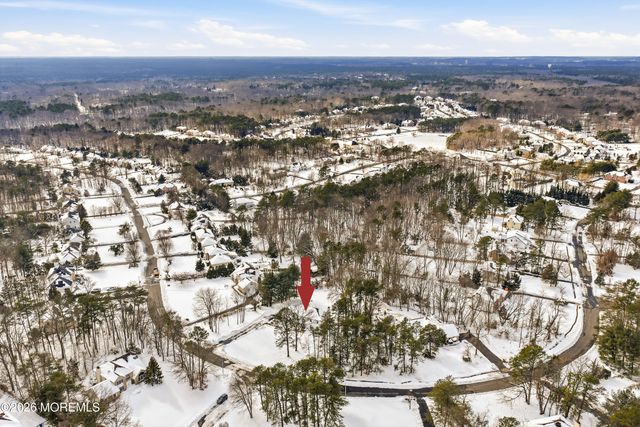 20 Overlook Drive, Jackson, NJ 08527