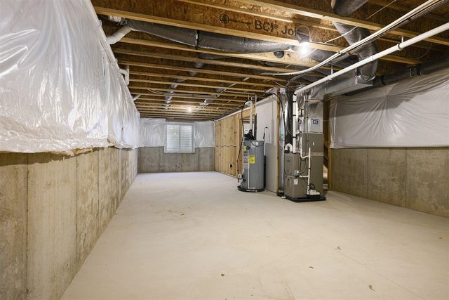 48265 Silver Oaks West, Mattawan, MI 49071