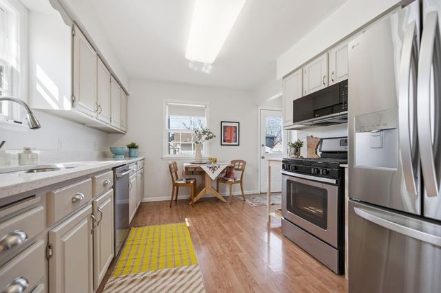 5256 37th Avenue S, Minneapolis, MN 55417