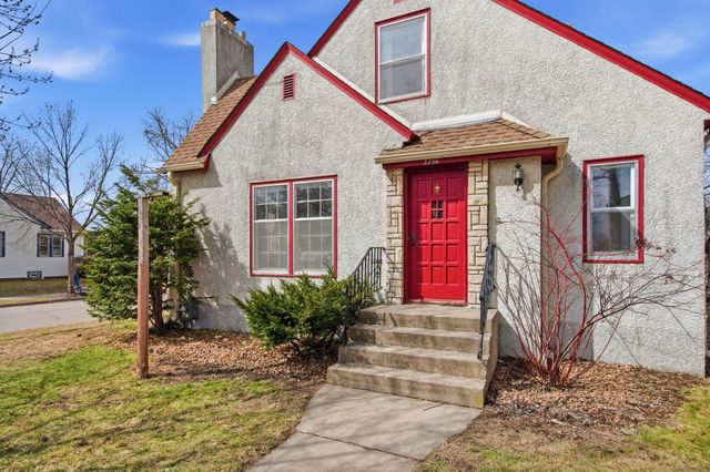 5256 37th Avenue S, Minneapolis, MN 55417