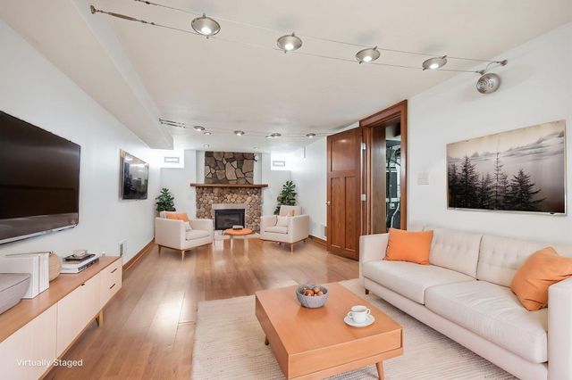 5256 37th Avenue S, Minneapolis, MN 55417