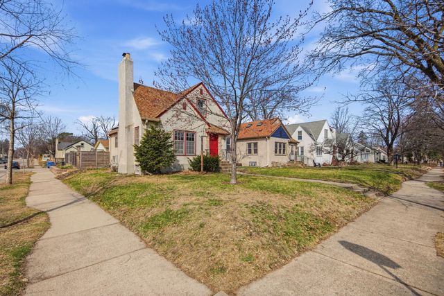 5256 37th Avenue S, Minneapolis, MN 55417