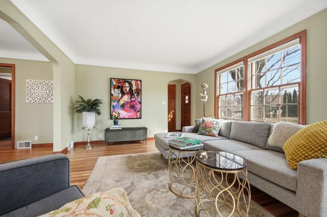 5256 37th Avenue S, Minneapolis, MN 55417