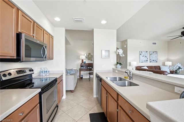 10349 Heritage Bay BLVD 2132, Naples, FL 34120