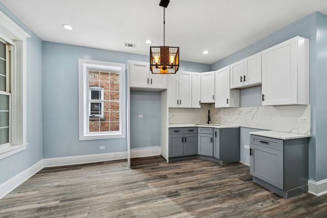 2433 S Harding Avenue, Chicago, IL 60623