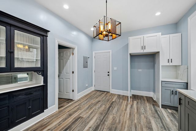 2433 S Harding Avenue, Chicago, IL 60623