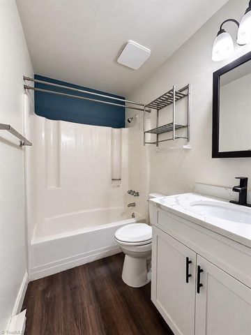 235 Corona Street 303, Winston-salem, NC 27103