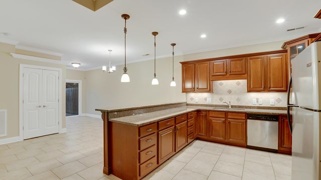 7685 Magnolia Leaf Lane, Chattanooga, TN 37421