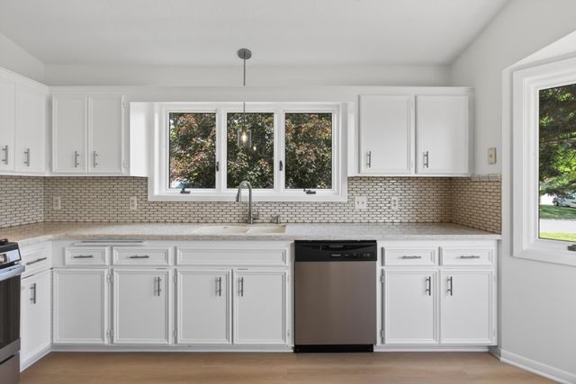 1278 Windcrest Avenue, Eagan, MN 55123