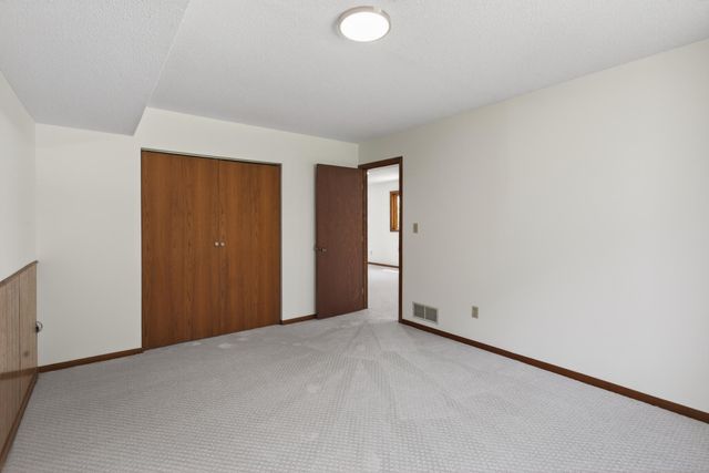 1278 Windcrest Avenue, Eagan, MN 55123