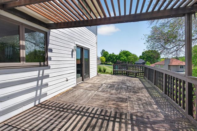 1278 Windcrest Avenue, Eagan, MN 55123