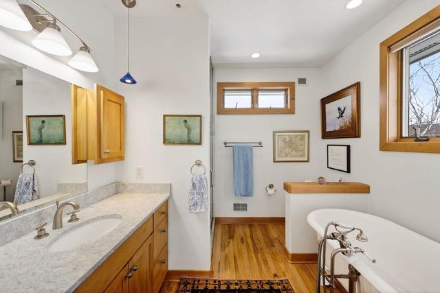 3800 Signature Drive, Middleton, WI 53562