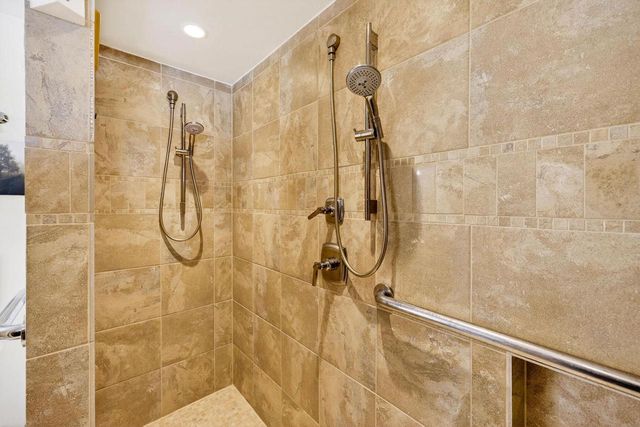 3800 Signature Drive, Middleton, WI 53562