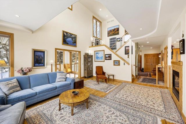 3800 Signature Drive, Middleton, WI 53562