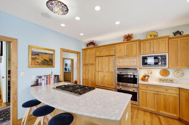 3800 Signature Drive, Middleton, WI 53562