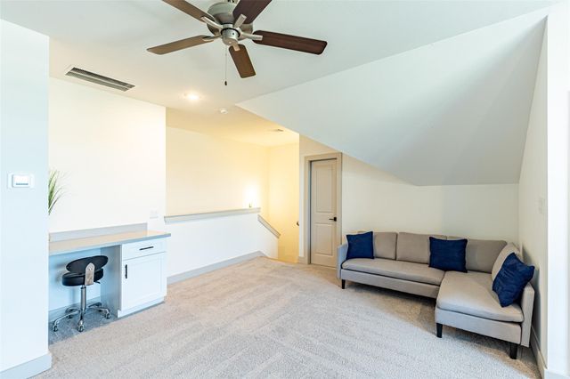 11705 Grandview Drive, Montgomery, TX 77356