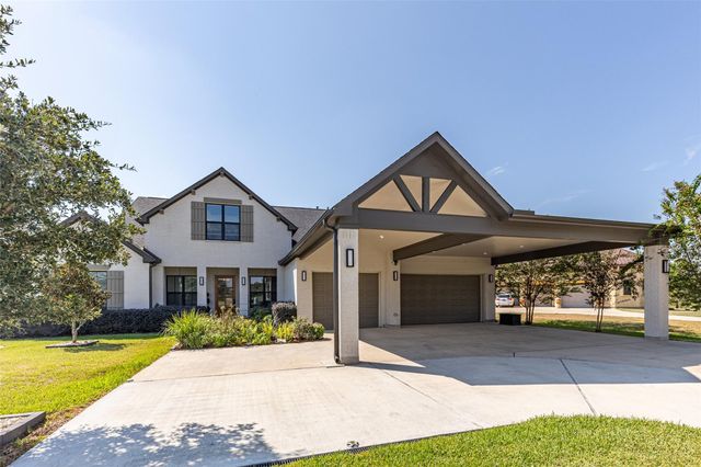 11705 Grandview Drive, Montgomery, TX 77356