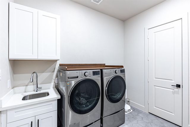 11705 Grandview Drive, Montgomery, TX 77356