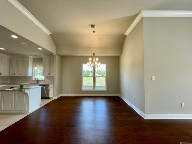 22846 Balsam Dr, Denham Springs, LA 70726