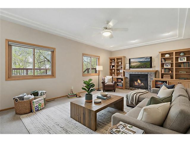 4416 Coachman Lane, Prior Lake, MN 55372